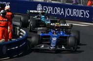Carlos Sainz leading George Russell at the F1 Monazo Grand Prix - Source: Getty